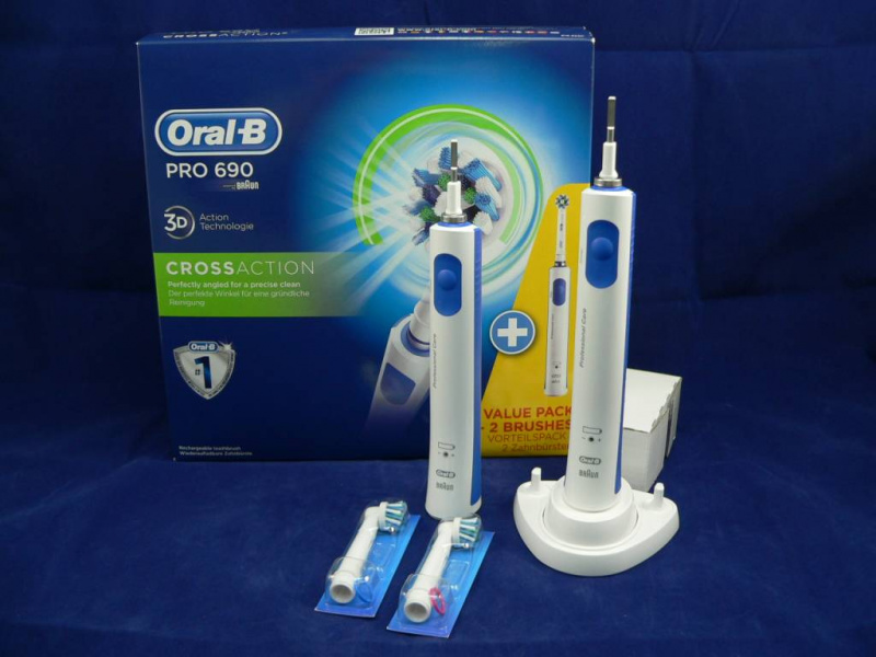 Oral-B Pro 690 成人電動牙刷 [2支裝]