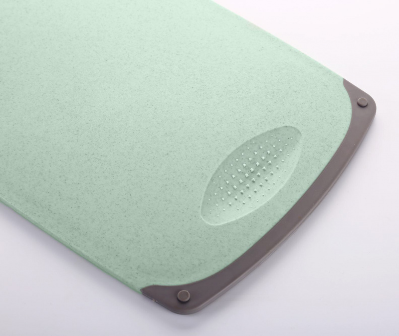 環保小麥秸稈小砧板 設有 磨刀、磨蓉、絕對是廚房的好幫