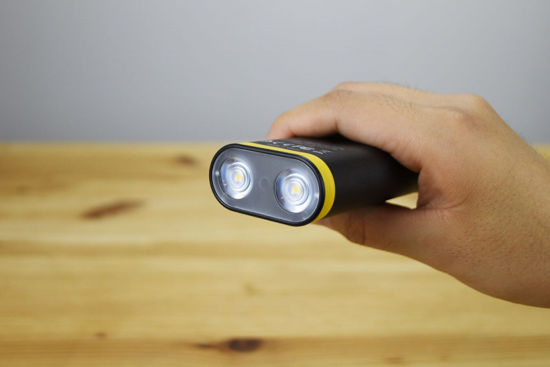 Nitecore NC10000 Type-C 流動電源 附照明功能