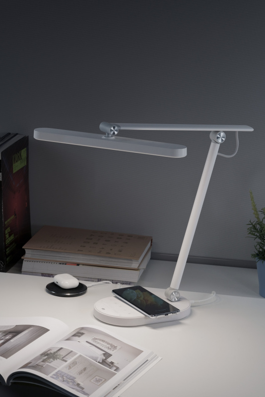 Momax Q.Led 2 無線充電座檯燈 Momax Q.Led 2 無線充電座檯燈