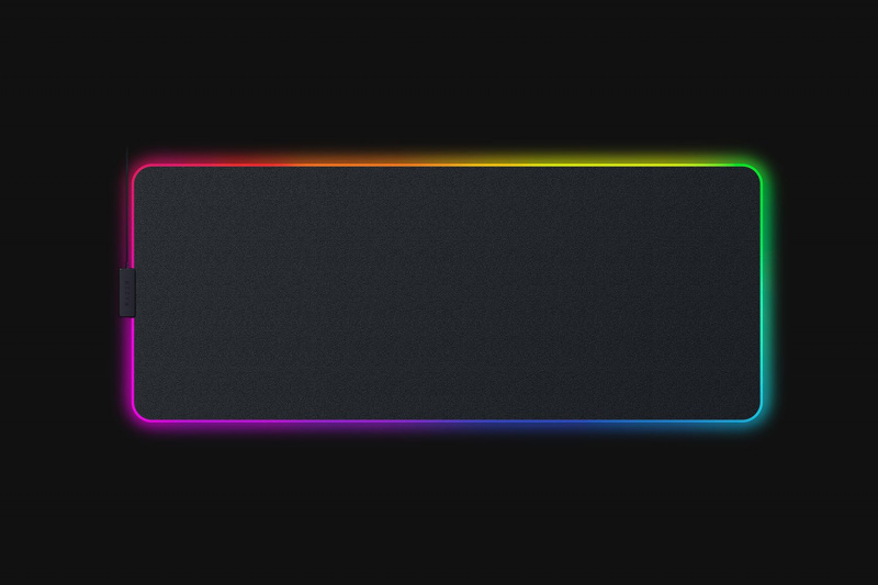 Razer【Stirder Chroma】RGB 加長滑鼠墊