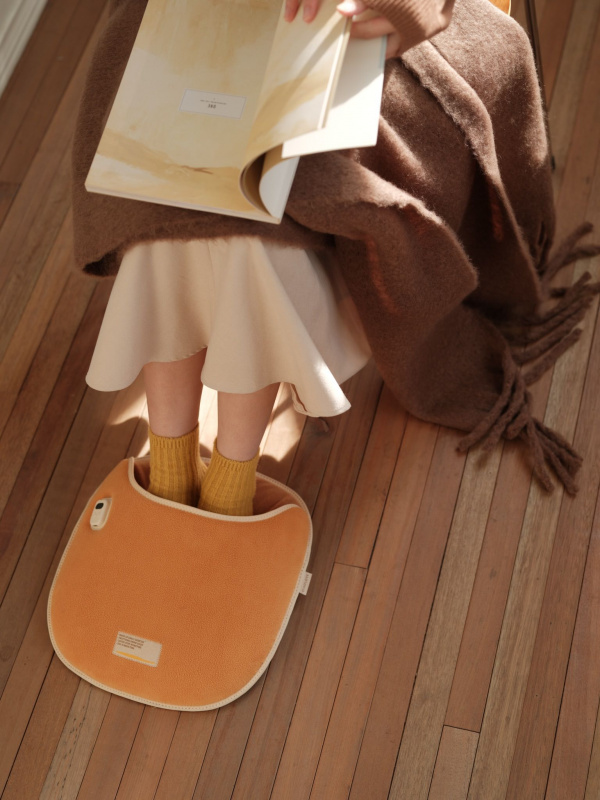 【香港行貨 1年保養】SoLove R15 素樂絨絨暖腳寶 (石墨烯快速製暖|3秒速熱|有按摩功能|緩解足部疲勞)