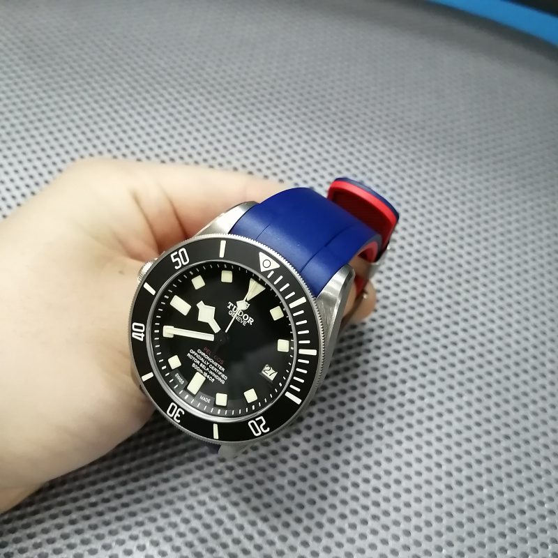 Crafter Blue 22mm 藍紅雙色優質硫化橡膠錶帶 適合 Tudor Pelagos Series