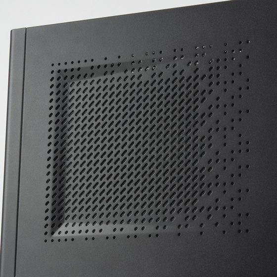 SilverStone SUGO SG16 Mini-ITX cube chassis with all steel construction (Black) SilverStone SUGO SG16 Mini-ITX cube chassis with all steel construction (Black)