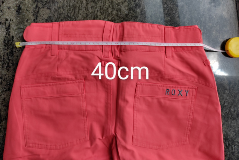 Roxy 10k snow pants M size