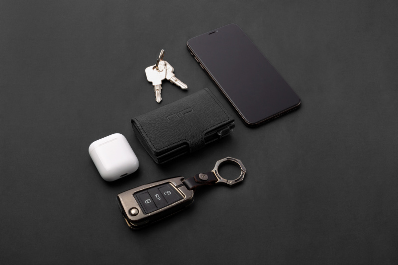 NIID - RFID Slide Mini Wallet  Saffiano Genuine Leather  防盜刷真皮智慧卡夾