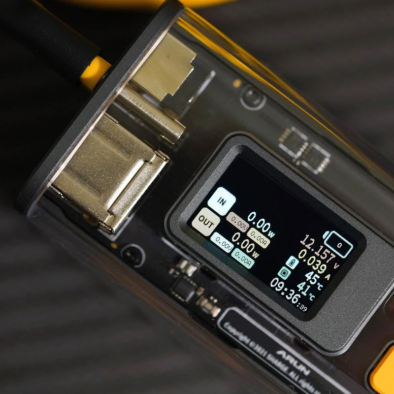 SHARGE STORM2 100W 透明超級移動電源 25600mAh SHARGE STORM2 100W 透明超級移動電源 25600mAh