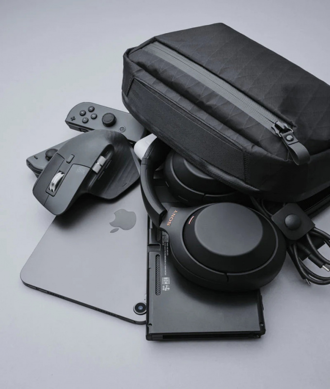 ALPAKA Tech Case Max 加大版防水收納包 ALPAKA Tech Case Max 加大版防水收納包