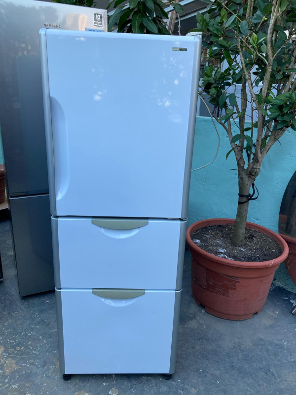 可信用卡付款))日立 HITACHI 迷你三門雪櫃 珍珠白 150CM 100%正常 九成新以上 ***包送貨及安裝 // 二手雪櫃 * 雪櫃 * 二手電器 * 電器 * 家電 * 冰箱 * refrigerator 可信用卡付款))日立 HITACHI 迷你三門雪櫃 珍珠白 150CM 100%正常 九成新以上 ***包送貨及安裝 // 二手雪櫃 * 雪櫃 * 二手電器 * 電器 * 家電 * 冰箱 * refrigerator