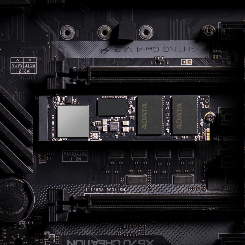 ADATA XPG GAMMIX S70 BLADE 1TB PCIe Gen4x4 M.2 2280 固態硬碟 [現金優惠 $1599]