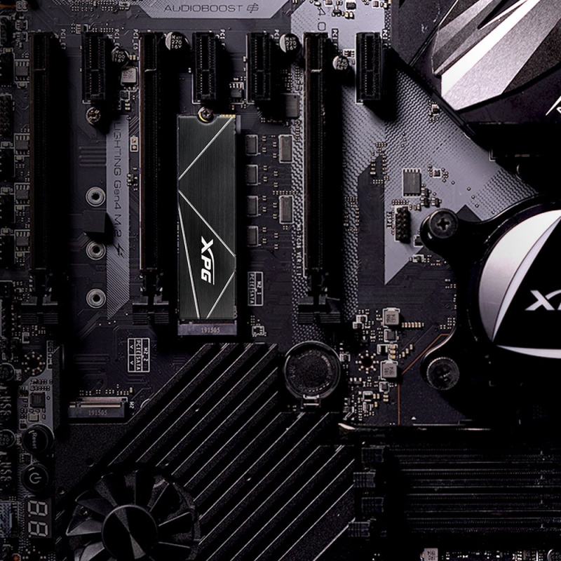 ADATA XPG GAMMIX S70 BLADE 1TB PCIe Gen4x4 M.2 2280 固態硬碟 [現金優惠 $1599]
