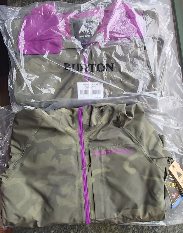 Burton Gore-Tex Radial Snow Jacket S Size