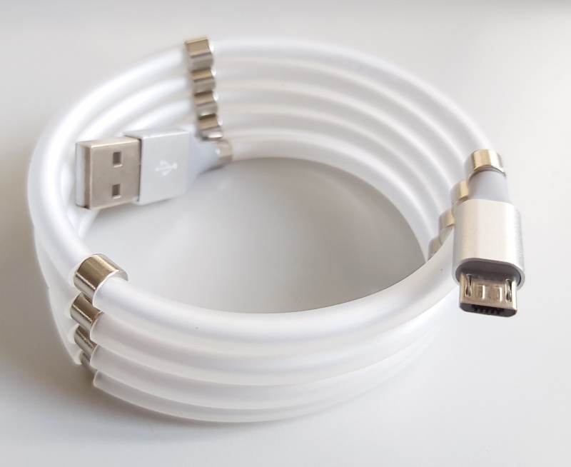 ALOK 1M 磁吸USB數據線收納式伸縮2.4A充電線收納磁吸線白色