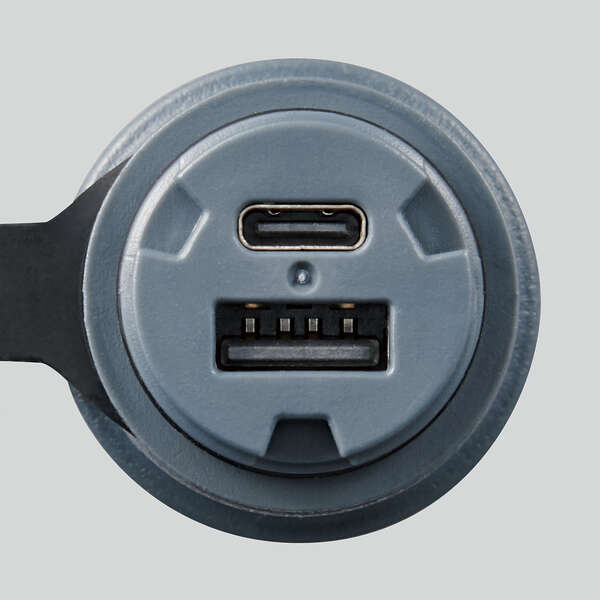 [青色現貨] 日本品牌NESTOUT 軍事風戶外專用 外置充電器 5000mAh