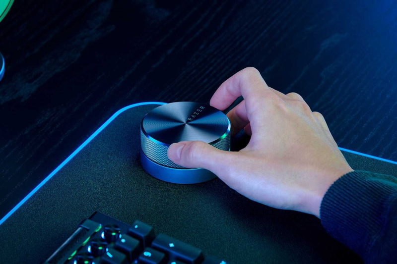 Razer Nommo V2 Pro 全音域 2.1 電腦遊戲喇叭與無線重低音揚聲器