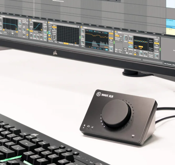 Elgato WAVE XLR - Microphone Interface & Digital Mixing Solution