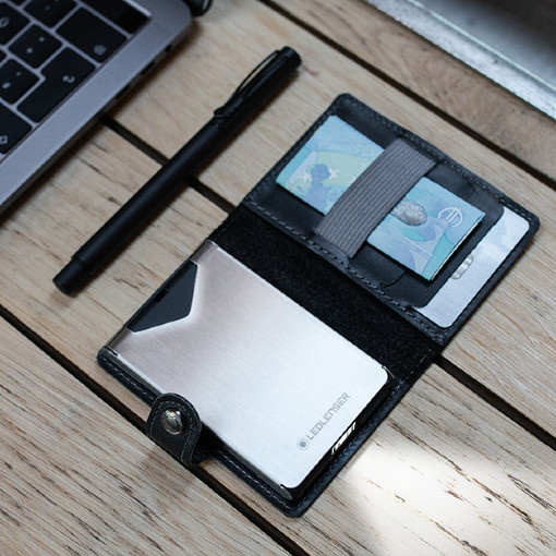 LEDLENSER Lite Wallet 無線充電電筒RFID防護銀包