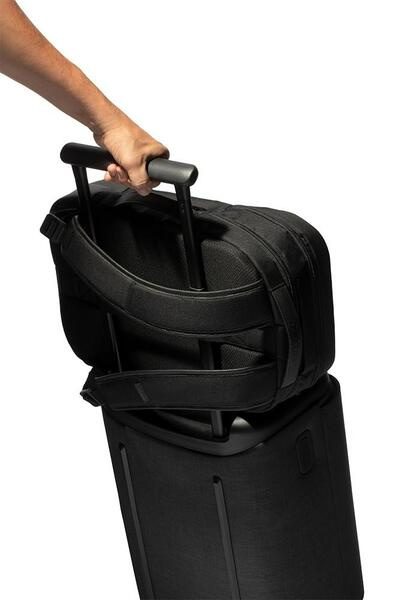 Incase Twill & Leather Backpack 16吋 皮革雙層筆電後背包 (黑)