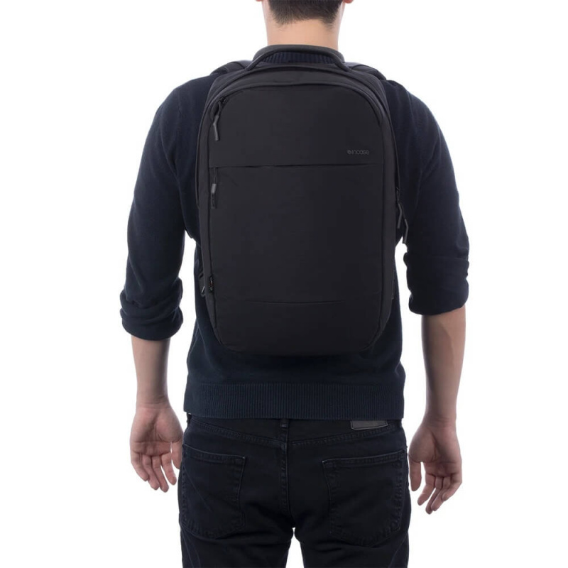 incase City Compact  w/Cordura (黑)