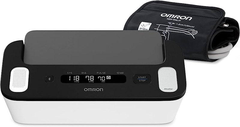 Omron 兼有心電圖儀上臂式藍牙血壓計 HCR-7800T