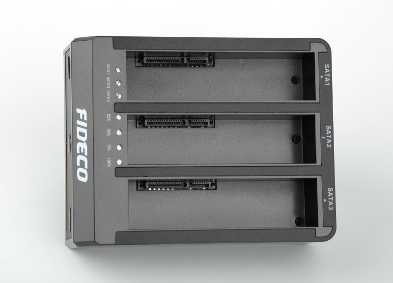 Fideco USB3.0 to SATA HDD x3 / SSD 3 Bays Docking with USB3.0 Hub & Card Reader YPZ08B-S3H