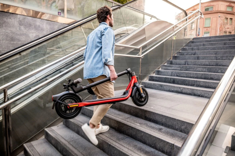 Segway D28 滑板車