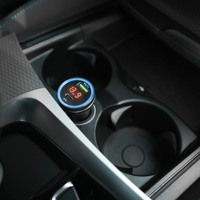 CAPDASE QC 3.0 / USB-C PD 3.0 車載充電器 – Monitor 2P48