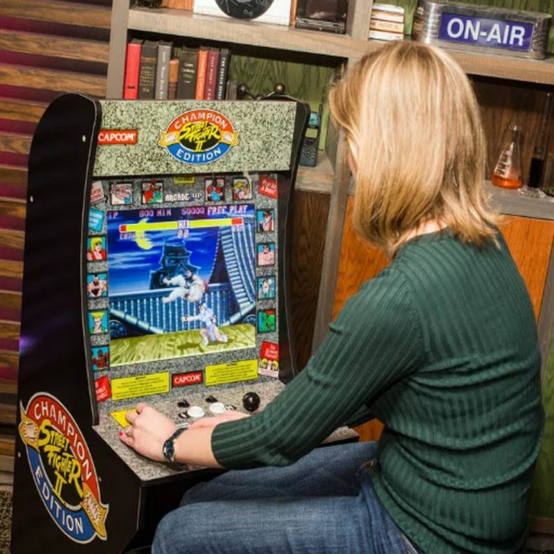 Arcade1Up 街頭霸王 - 經典 3 合 1 家用街機