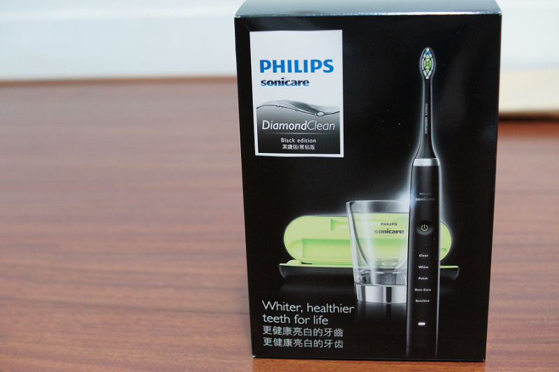Philips 飛利浦 DiamondClean 充電式聲波震動牙刷 HX9352/62/72 (另加送四支代用刷頭)