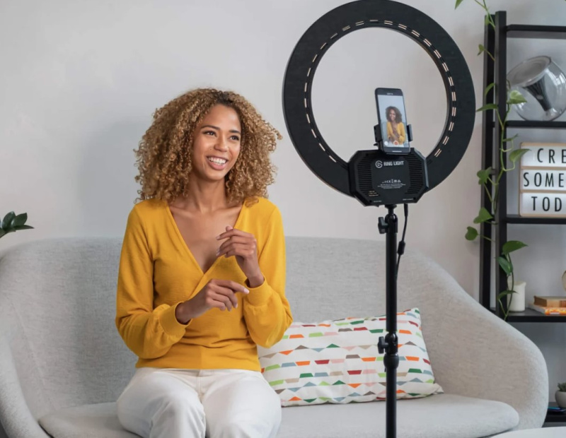 Elgato RING LIGHT Illuminate on Command