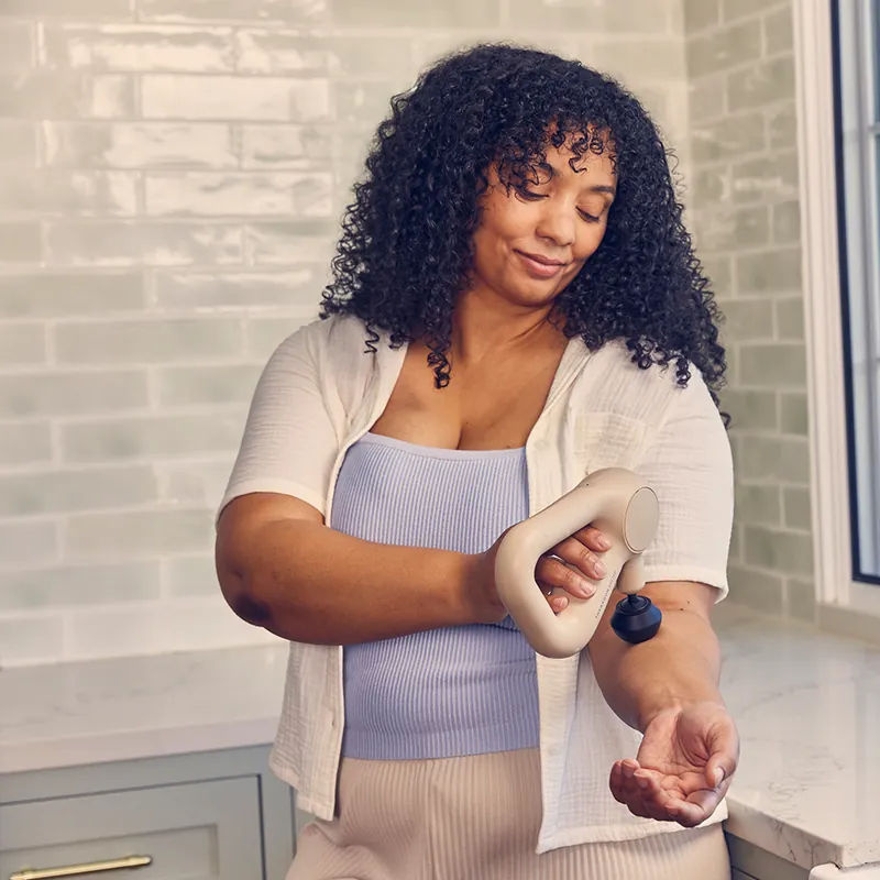 Theragun Relief 便攜按摩槍