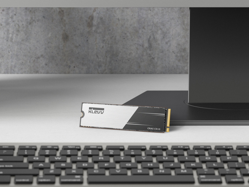 KLEVV CRAS C910 M.2 NVMe PCIe 4 x 4 SSD 2280 ( 500GB/ 1TB/ 2TB/ 4TB ) KLEVV CRAS C910 M.2 NVMe PCIe 4 x 4 SSD 2280 ( 500GB/ 1TB/ 2TB/ 4TB )