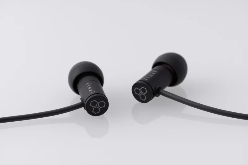 Final Audio VR500 for Gaming 有線入耳式耳機
