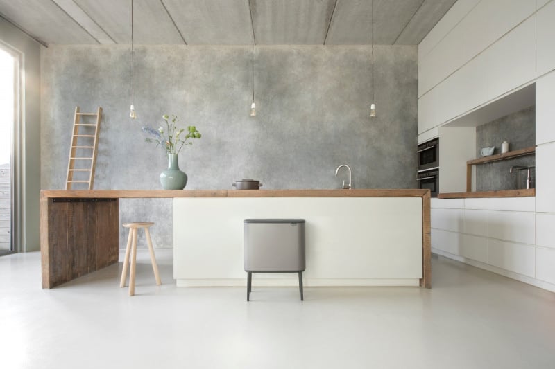 Brabantia™ - Bo Touch Bin 高腳長形彈蓋桶 36L 三款顏色