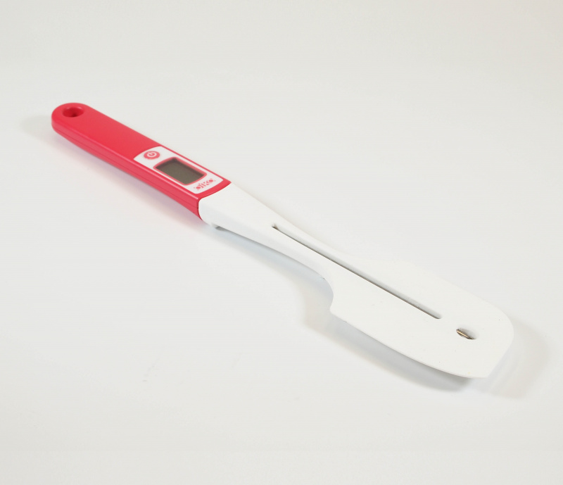 OiKO 二合一探針式溫度計連矽膠刮刀 KC-103-H903 (紅色) #抹刀 #烘焙 #耐熱 #耐高溫 #餐廚 #食品級 #矽膠 #耐熱矽膠 #廚房 #溫度計 #探針式 #電子溫度計 #烘培