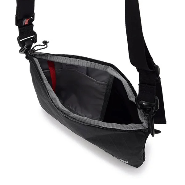 Mountain Hardwear After Six Sacoche Eco 日系厚磅款簡約肩背包 黑色