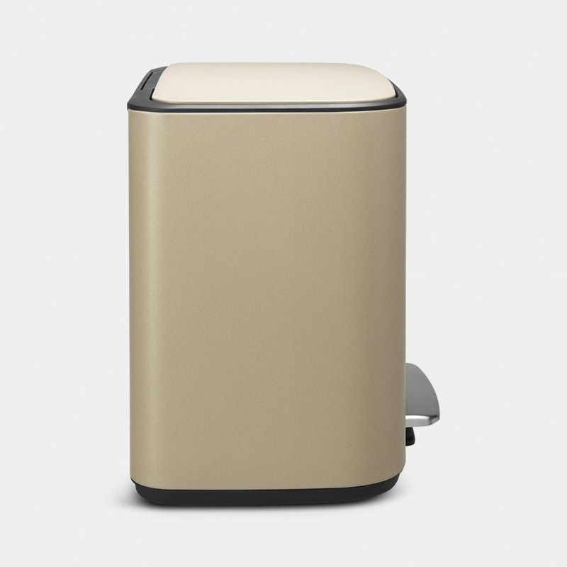Brabantia™ - 長形防指紋腳踏桶 36L 四款顏色
