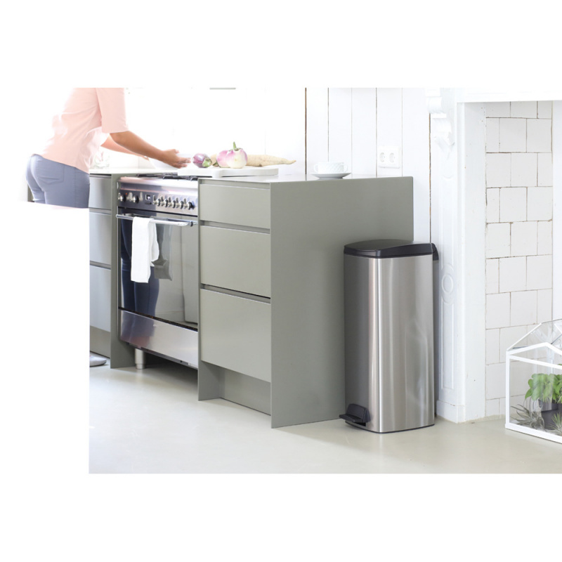 比利時製 Brabantia™ - 靜音長方形腳踏桶 25L 塑膠內桶 無印砂鋼