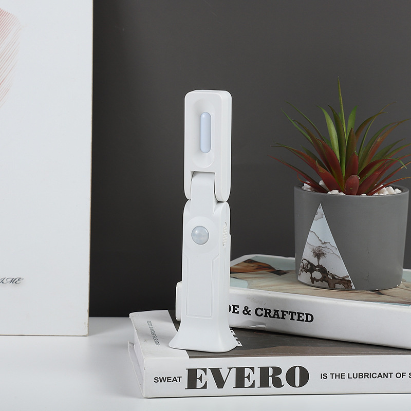 家居起夜臥室LED丨USB人體感應小夜燈丨創意光控 床頭燈 丨感應工作燈丨暖光（7129）