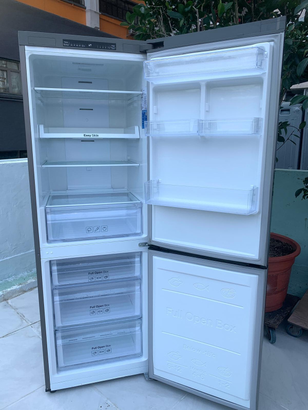 Samsung 三星雙門下置式雪櫃 RB29HSR2D Samsung 三星雙門下置式雪櫃 RB29HSR2D