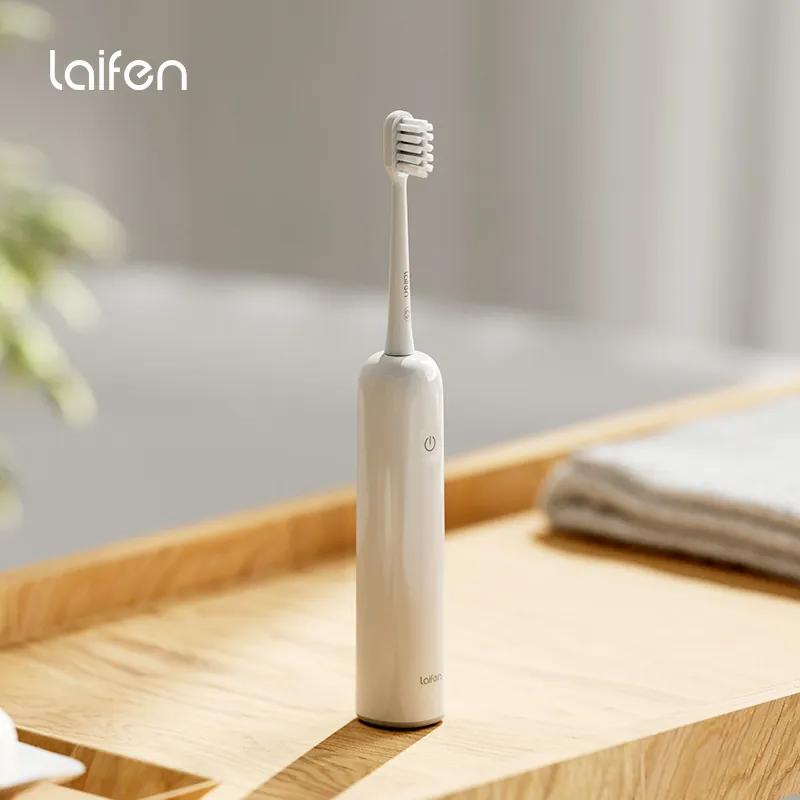 Laifen 超擺幅掃振電動牙刷