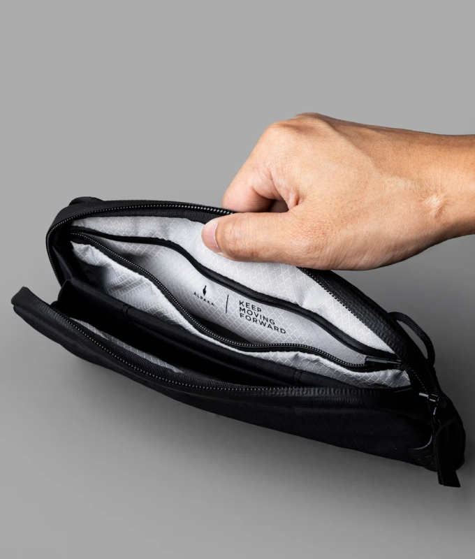 ALPAKA FLIGHT POUCH 2IN1 防撕裂手機包