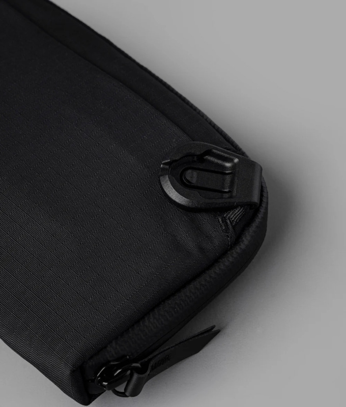 ALPAKA FLIGHT POUCH 2IN1 防撕裂手機包
