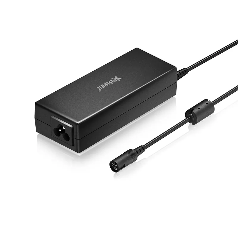 XPower LA1 萬用手提電腦充電器