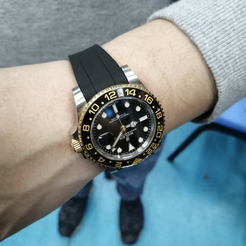 20mm 黑色彎頭橡膠帶 合適 Rolex, Omega 及 MoonSwatch 20mm 黑色彎頭橡膠帶 合適 Rolex, Omega 及 MoonSwatch