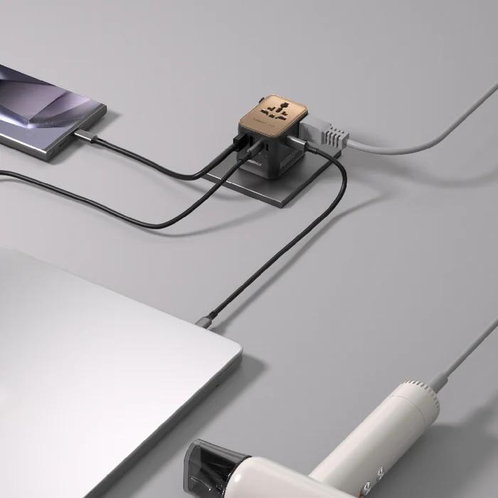 1-WORLD² 70W 雙 AC 五 USB GaN 全球轉換插座 UA22