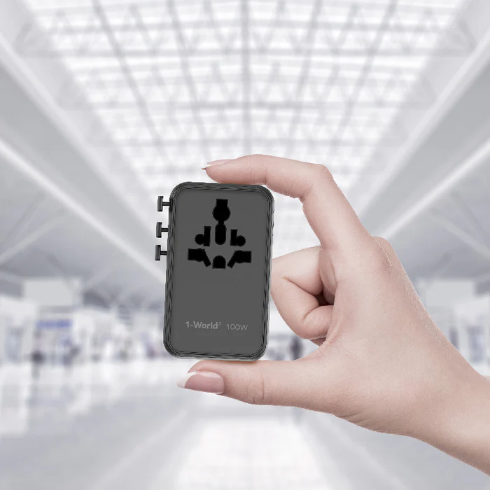 1-WORLD² 100W 雙 AC 四 USB GaN 全球轉換 插座 UA23