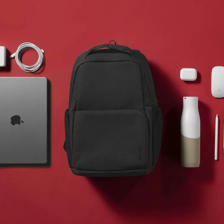 INCASE Facet Backpack 25L INCASE Facet Backpack 25L