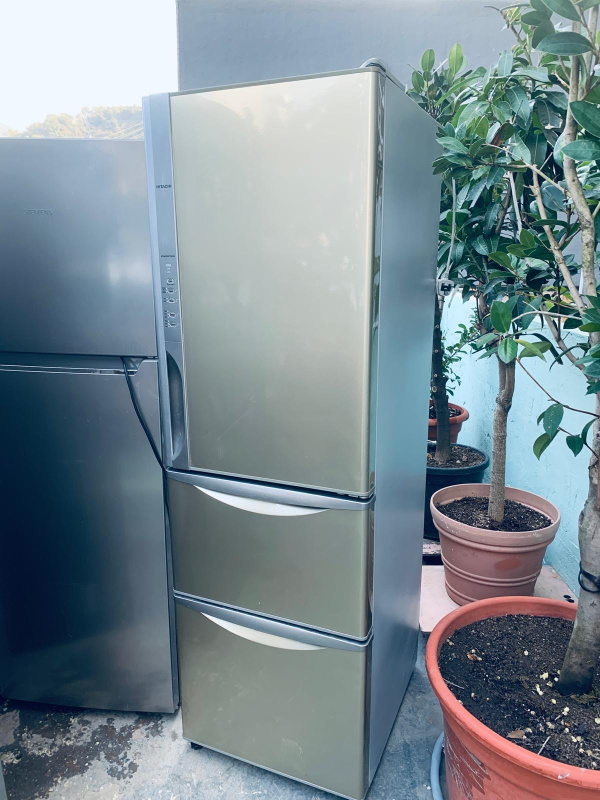 💥限時優惠👉落單即減$200👍 雪櫃 日立 三門窄身款 可自動制冰 RS32E香檳金色 九成新以上 174cm 二手電器 清倉大減價 最新款 貨到付款 香港二手