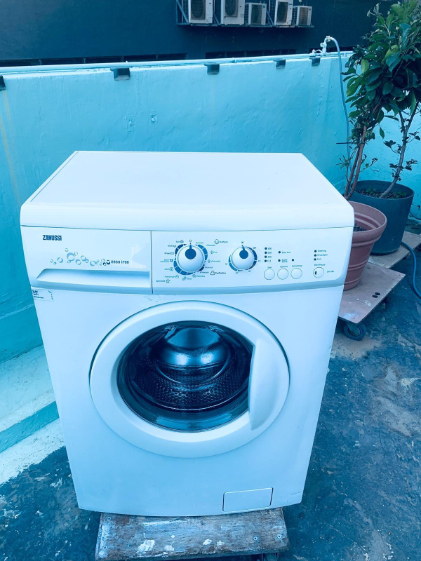 Zanussi 金章 前置式 洗衣機 (6kg, 800轉/分鐘) ZWS588 可櫃底/嵌入式安裝 二手電器 清倉大減價 最新款 貨到付款 精選貨品 香港二手 二手洗衣機 雪櫃 搬屋